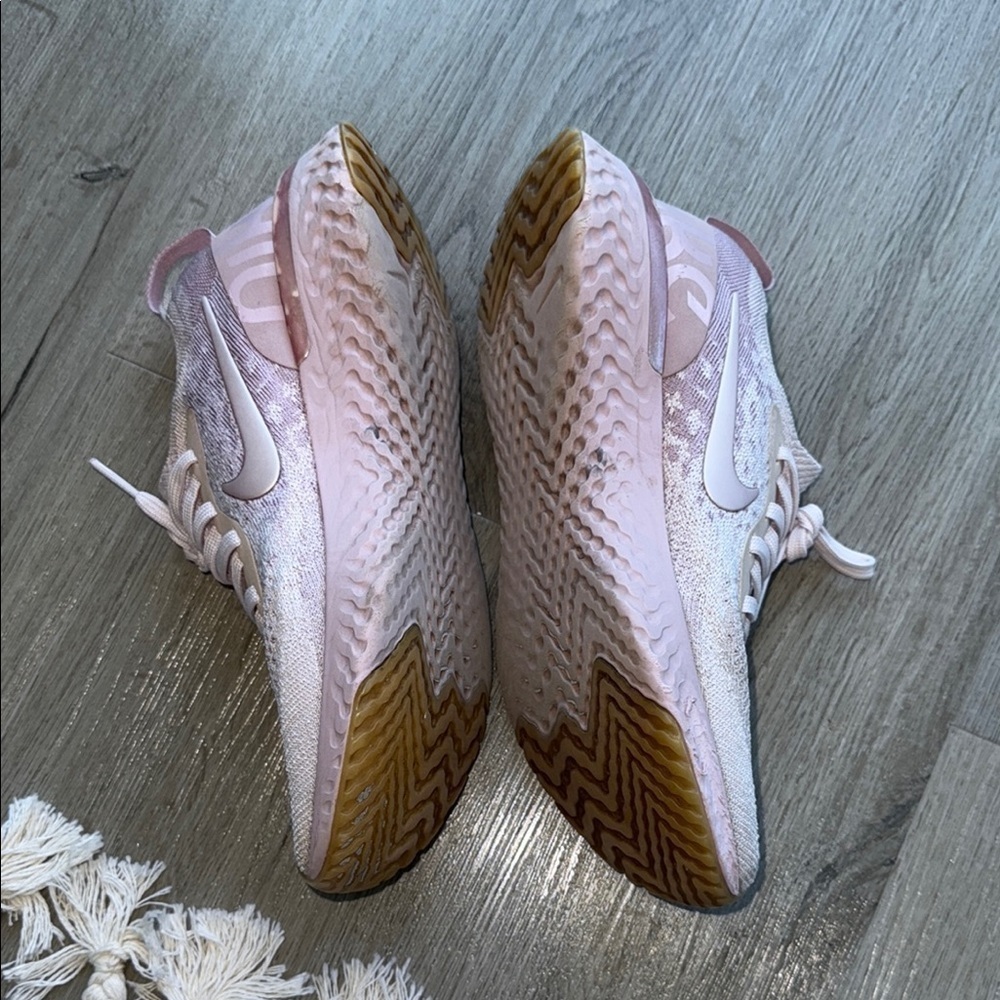 Nike React - Pink Athletic Shoes with Breathable Mesh - women’s size 8 - Picture 2 of 7